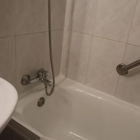 Peninsular- Hotel 2*