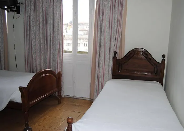 Peninsular- Hotel Porto