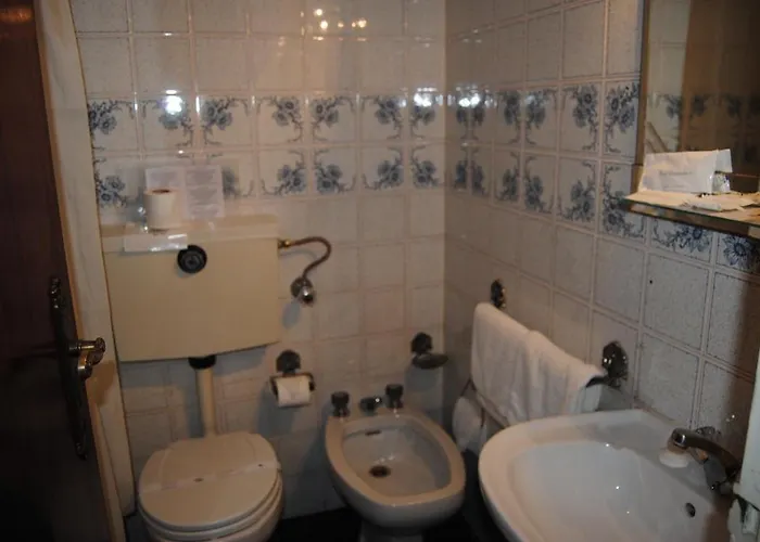 Peninsular- Hotel 2*