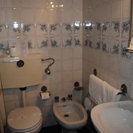 Peninsular- Hotel 2*