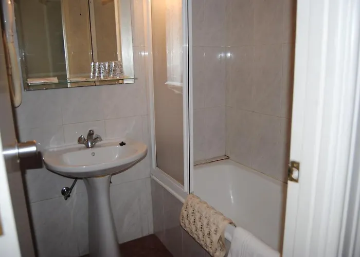 Peninsular- Otel Porto